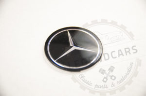 Znak firmowy Mercedes W113 W110 W111 | www.legendcars.eu