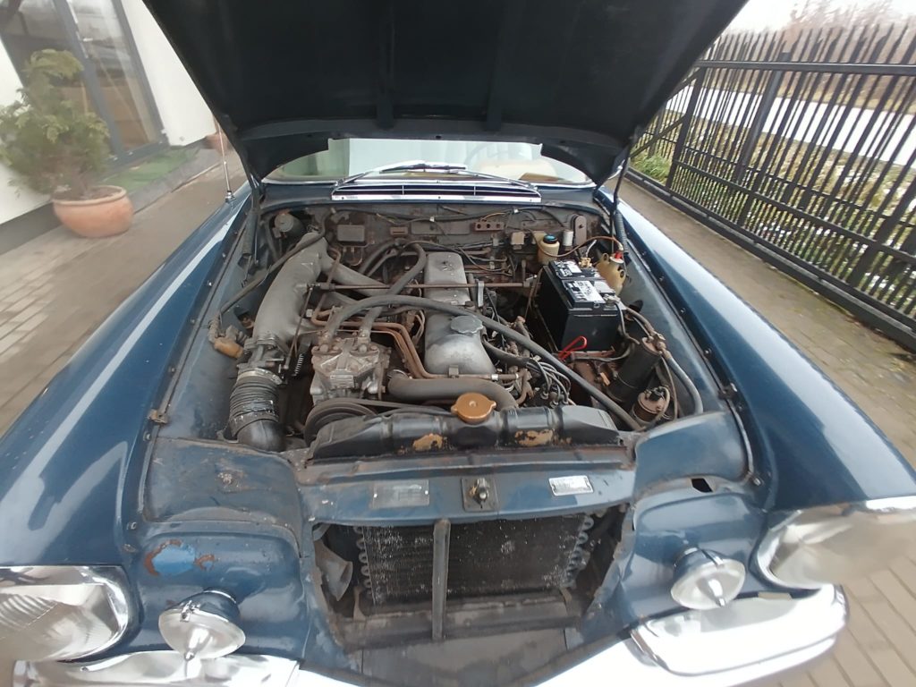 Mercedes W111 Coupe 220 | Czesci do zabytkowych mercedesów | www.legendcars.eu