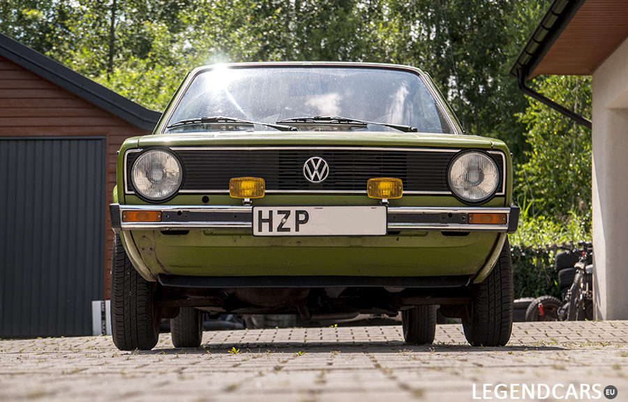 Volkswagen Golf 1975 Swallow edition | Czesci do zabytkowych mercedesów | www.legendcars.eu