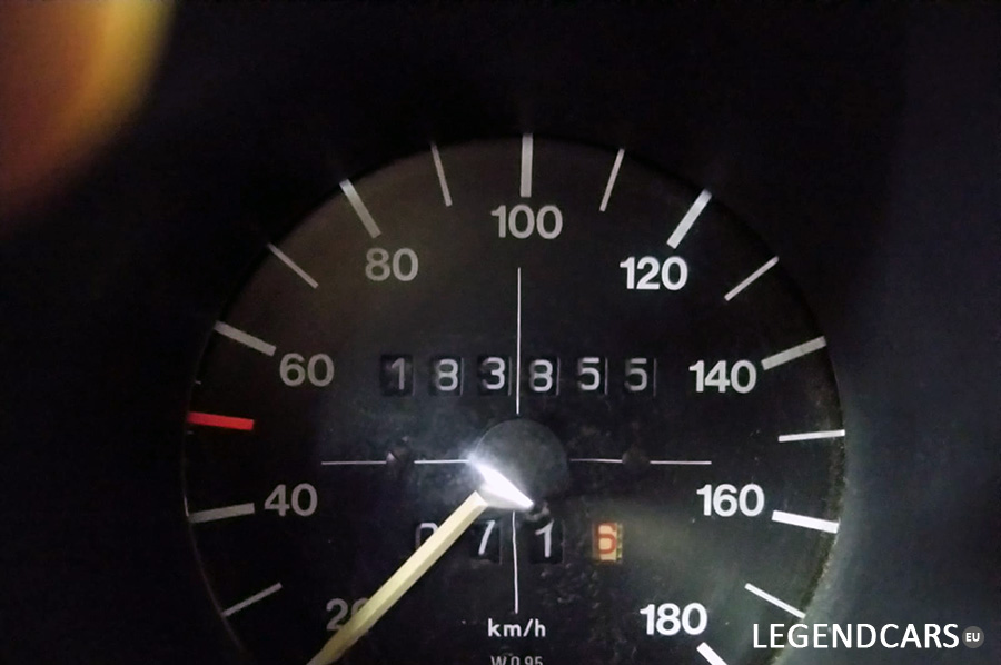 Volkswagen Golf MKI / GLS / 1977 | Czesci do zabytkowych mercedesów | www.legendcars.eu