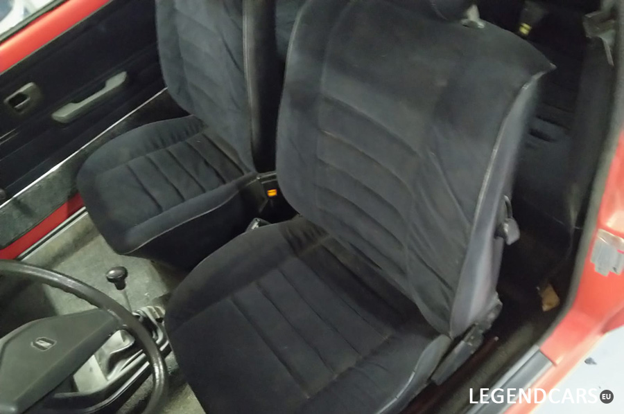 Volkswagen Golf MKI / GLS / 1977 | Czesci do zabytkowych mercedesów | www.legendcars.eu
